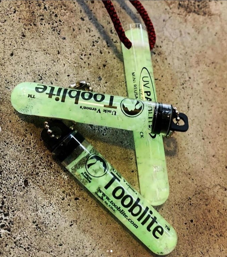 GLOWSTICKS Tooblite 3in グロースティック スティックライト 蓄光キーホルダー