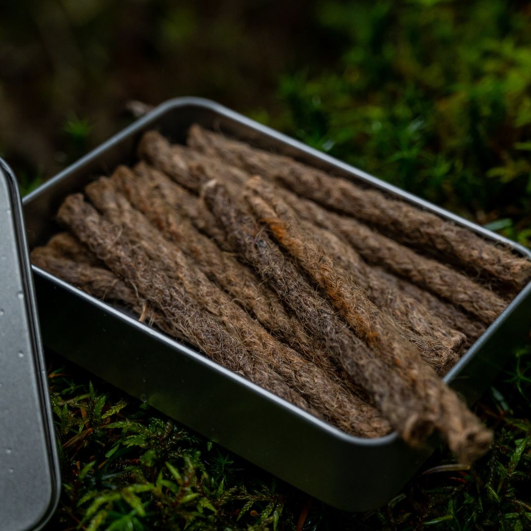 SOIL minimal. Jute Wax